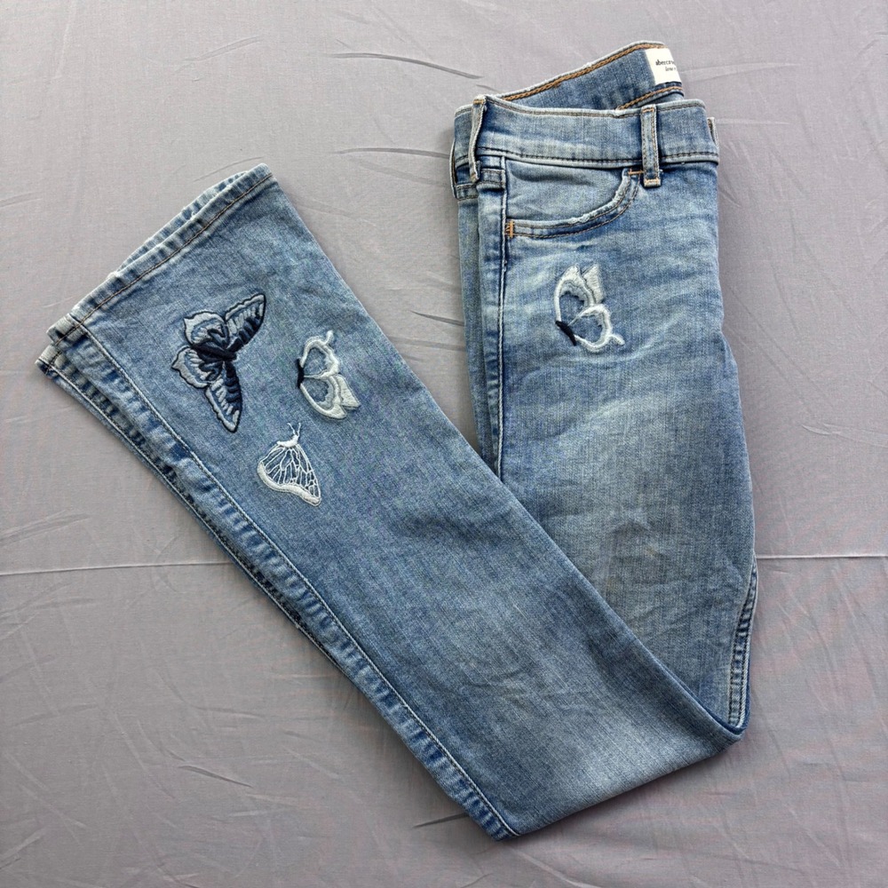 Abercrombie Kids Low Rise Bootcut Jeans Light Wash Butterfly Embroidered 9/10 L